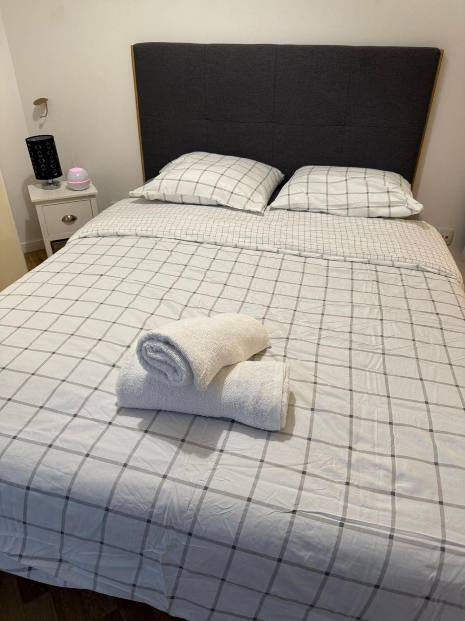 Spacieux Appartement De Charme, Pres De Paris Mantes-la-Jolie Eksteriør bilde
